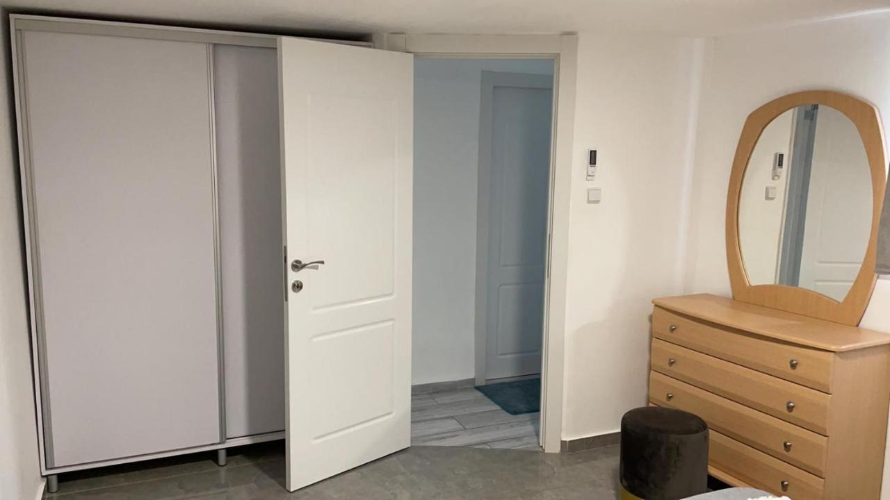 2לופית Apartamento Eilat Exterior foto